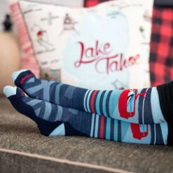 Darn Tough JR Skipper Midweight Ski Socks -Ski Equipment Store 2023 Darn Tough JR Midweight Ski Sock Skipper 3